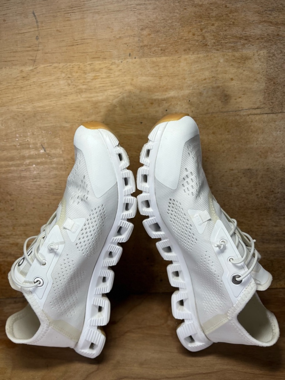 On Cloud 5 Coast LIGHTWEIGHT Womens Size 7 Running Shoes Sneakers Undyed White - Picture 6 of 12